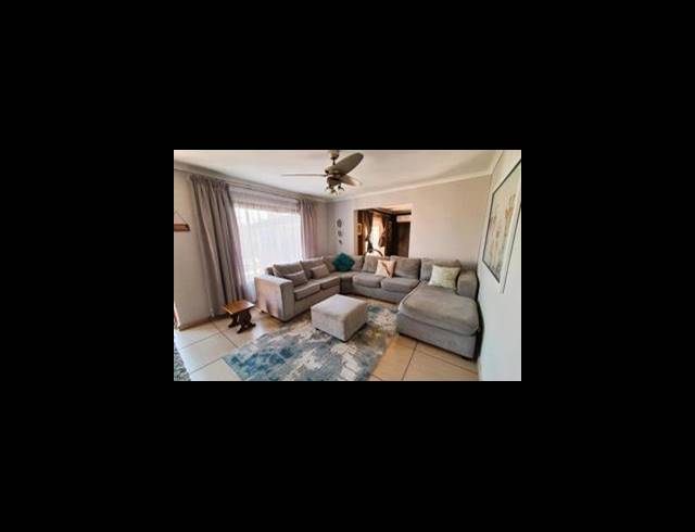 3 BEDROOM FREEHOLD FOR SALE IN KEMPTON PARK EXT 2